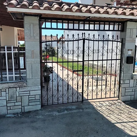 Despina * Nea Irakleia